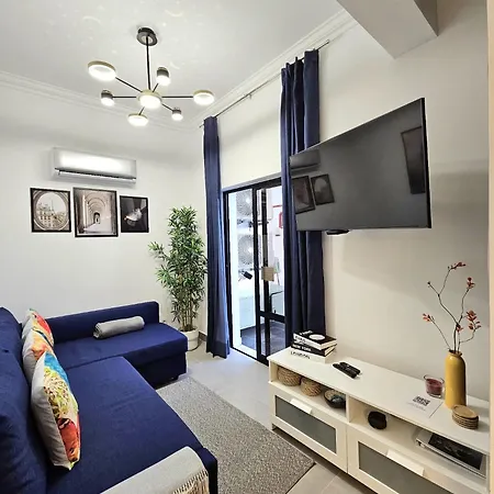 Lejlighed & House